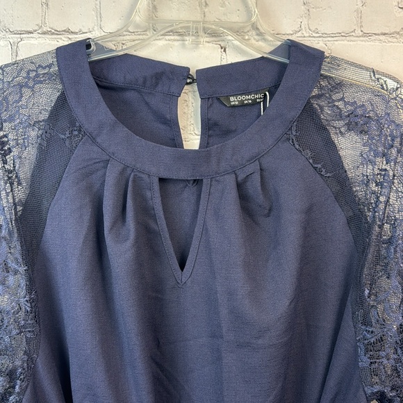 BloomChic Navy Keyhole Lace Sleeve Belted Pocket Dress Size 12 Large - Picture 4 of 7